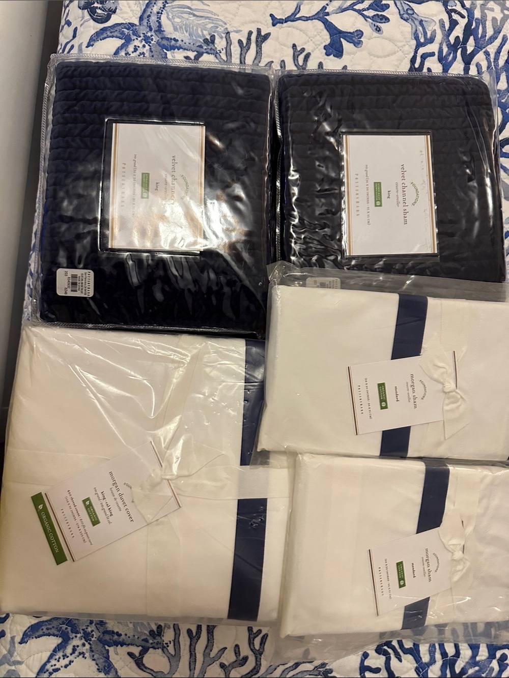 Pottery Barn Morgan Duvet Cover Set with Navy Trim and Navy Quilted Shams